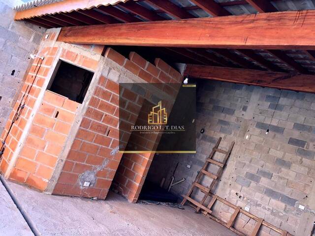 #945 - Casa para Venda em Várzea Paulista - SP