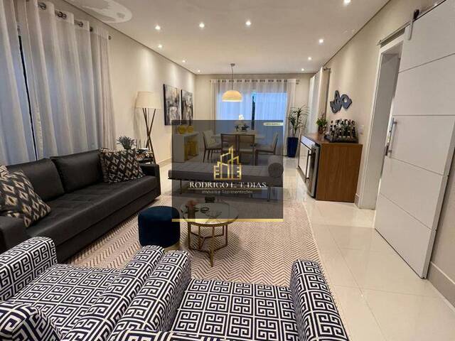 #999P - Casa para Venda em Jundiaí - SP