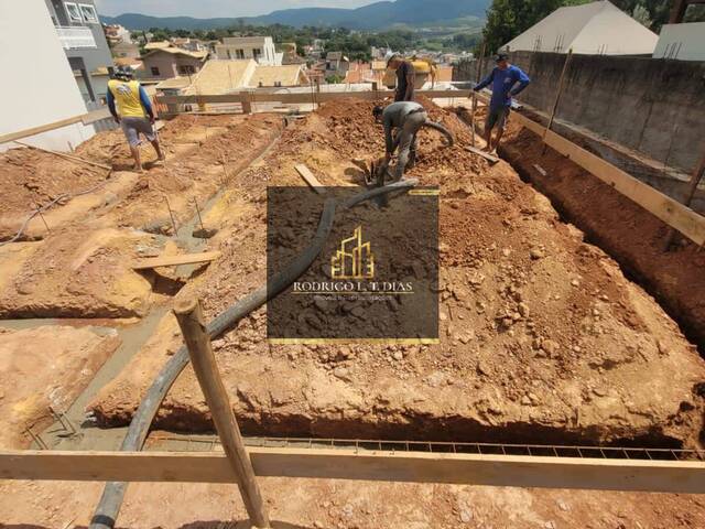 #2075 - Casa para Venda em Jundiaí - SP - 2