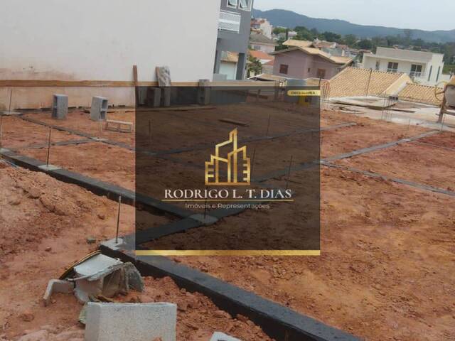 #2075 - Casa para Venda em Jundiaí - SP - 3