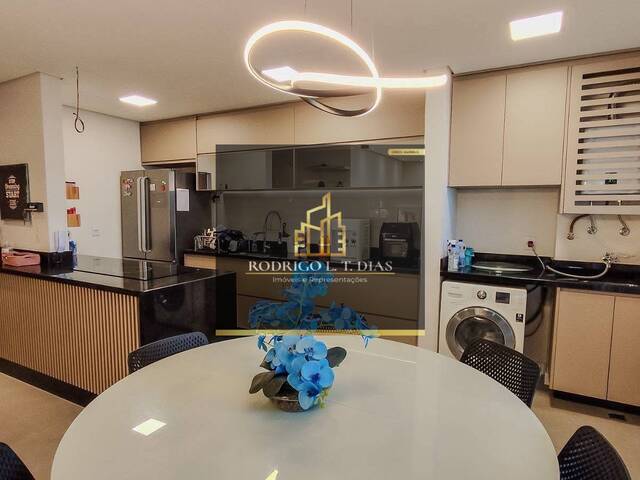 Apartamento para Venda em Jundiaí - 2