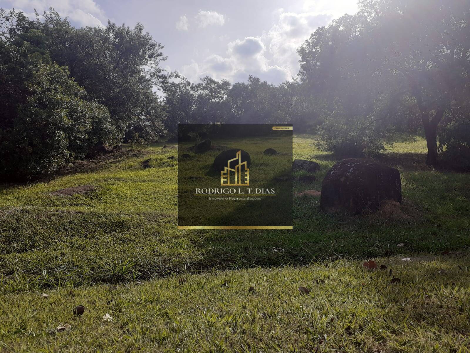 TERRENO 1.658m² - CONDOMÍNIO RESEDÁS - ITUPEVA/SP