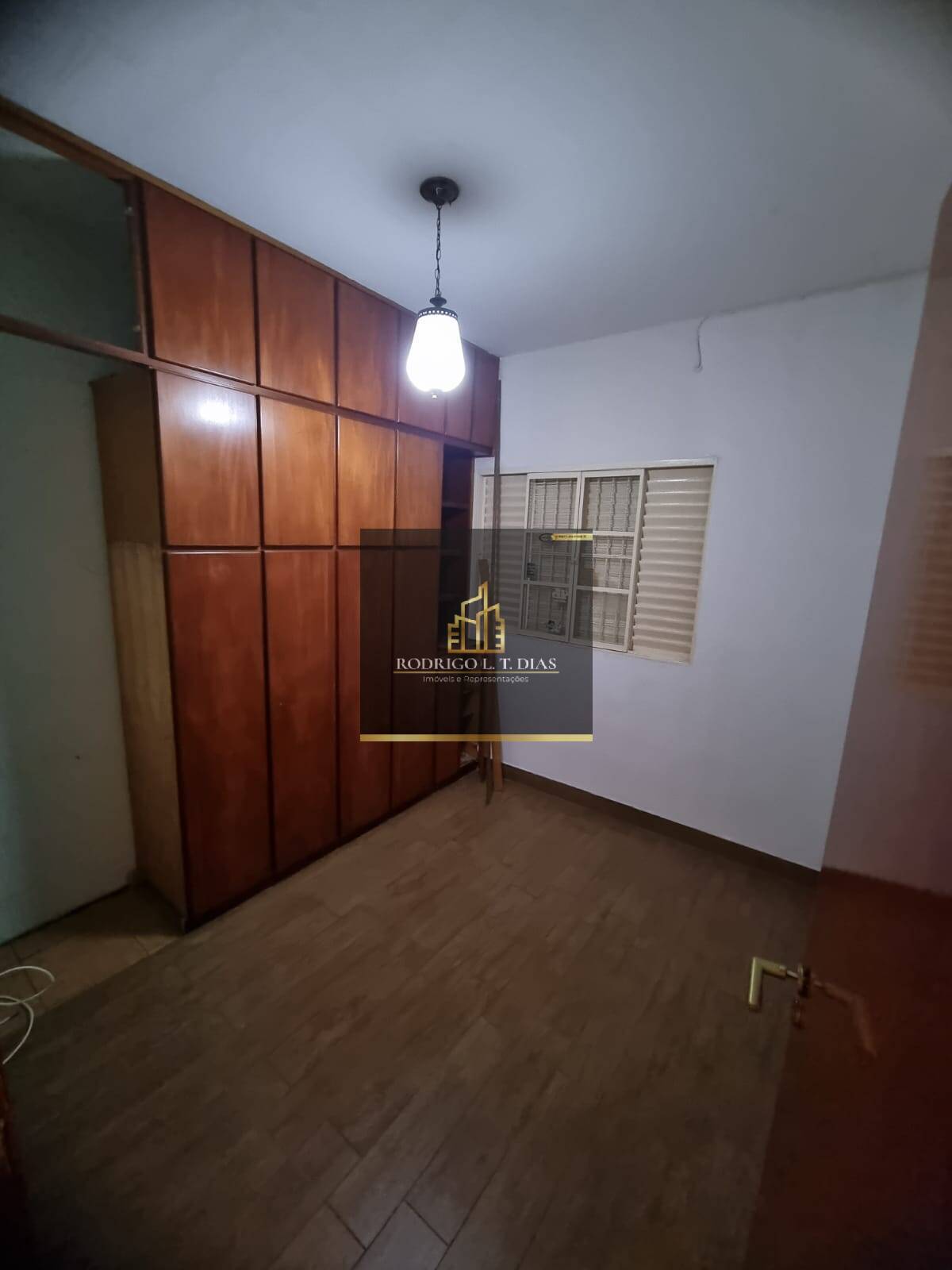 Casa à venda com 3 quartos, 350m² - Foto 16
