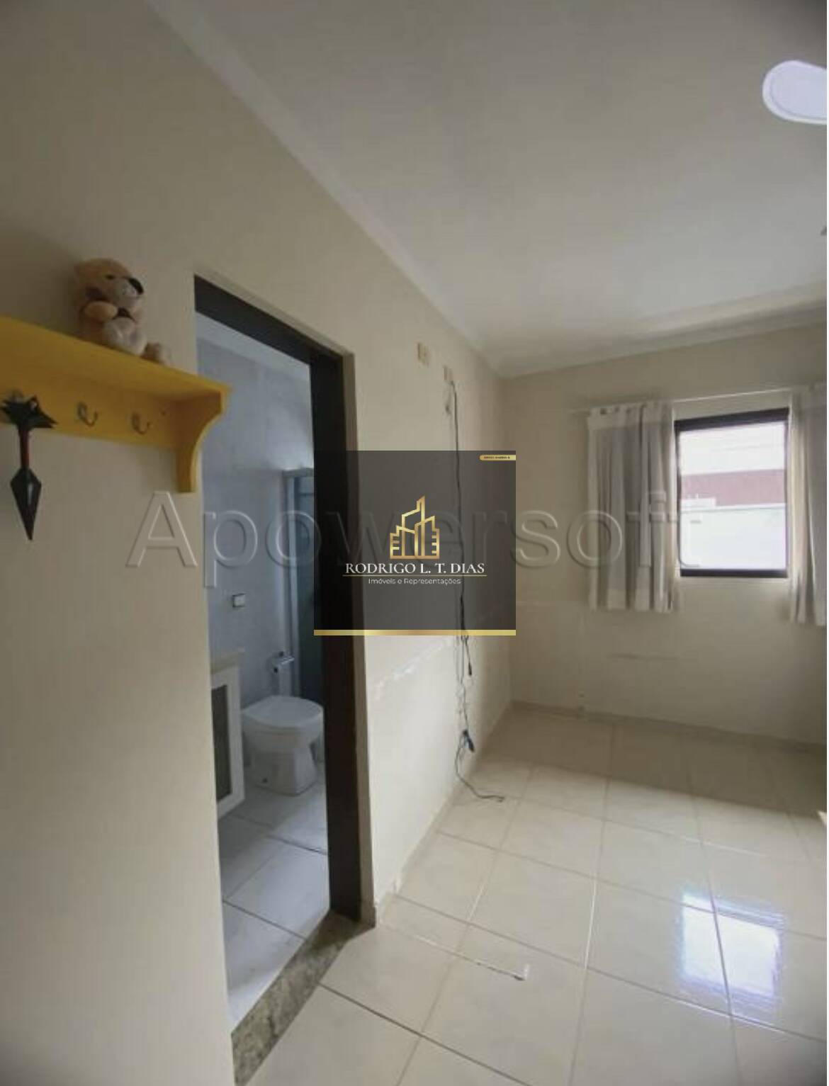 Casa para alugar com 3 quartos, 200m² - Foto 3