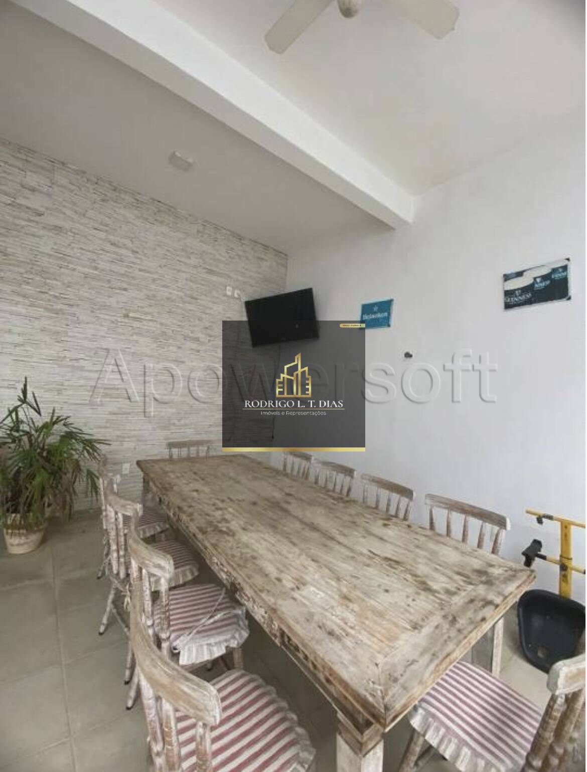 Casa para alugar com 3 quartos, 200m² - Foto 14