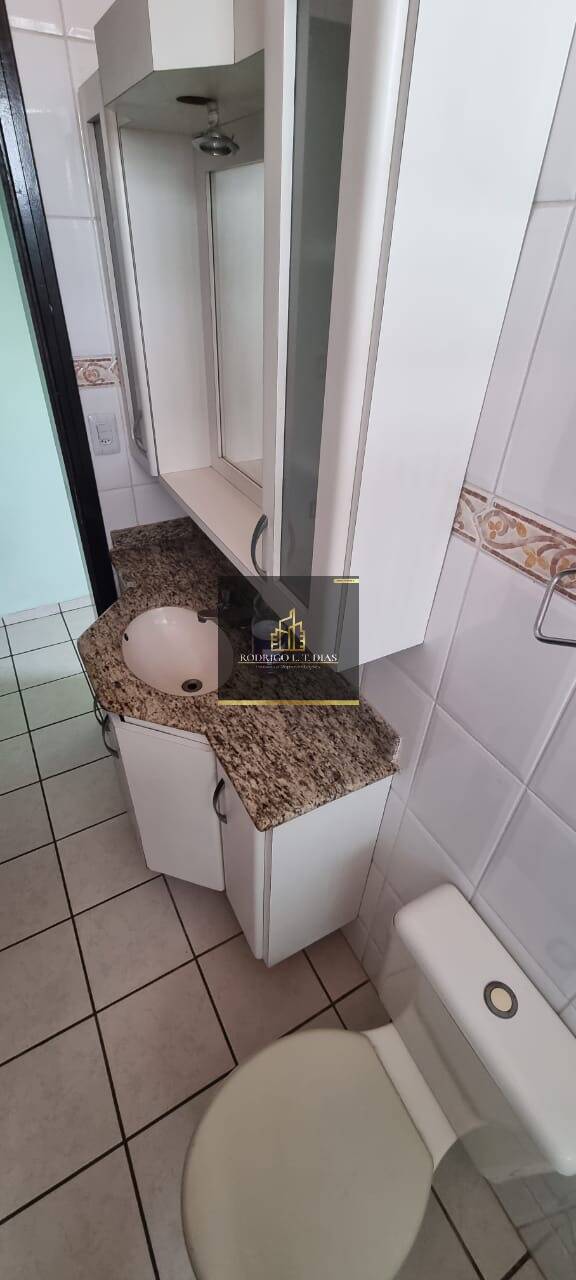 Casa para alugar com 3 quartos, 153m² - Foto 8