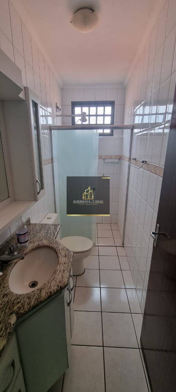 Casa para alugar com 3 quartos, 153m² - Foto 14