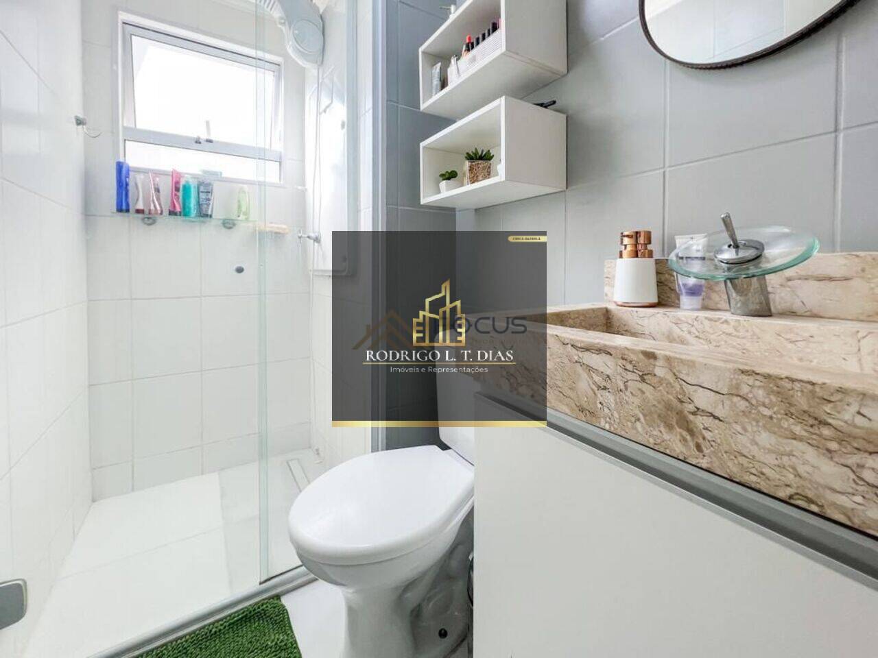 Apartamento à venda com 3 quartos, 71m² - Foto 4