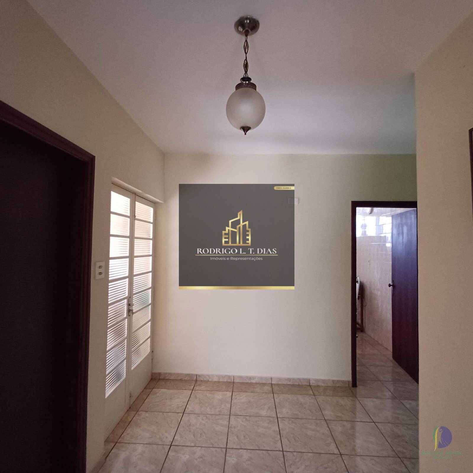 Casa à venda com 3 quartos, 354m² - Foto 10