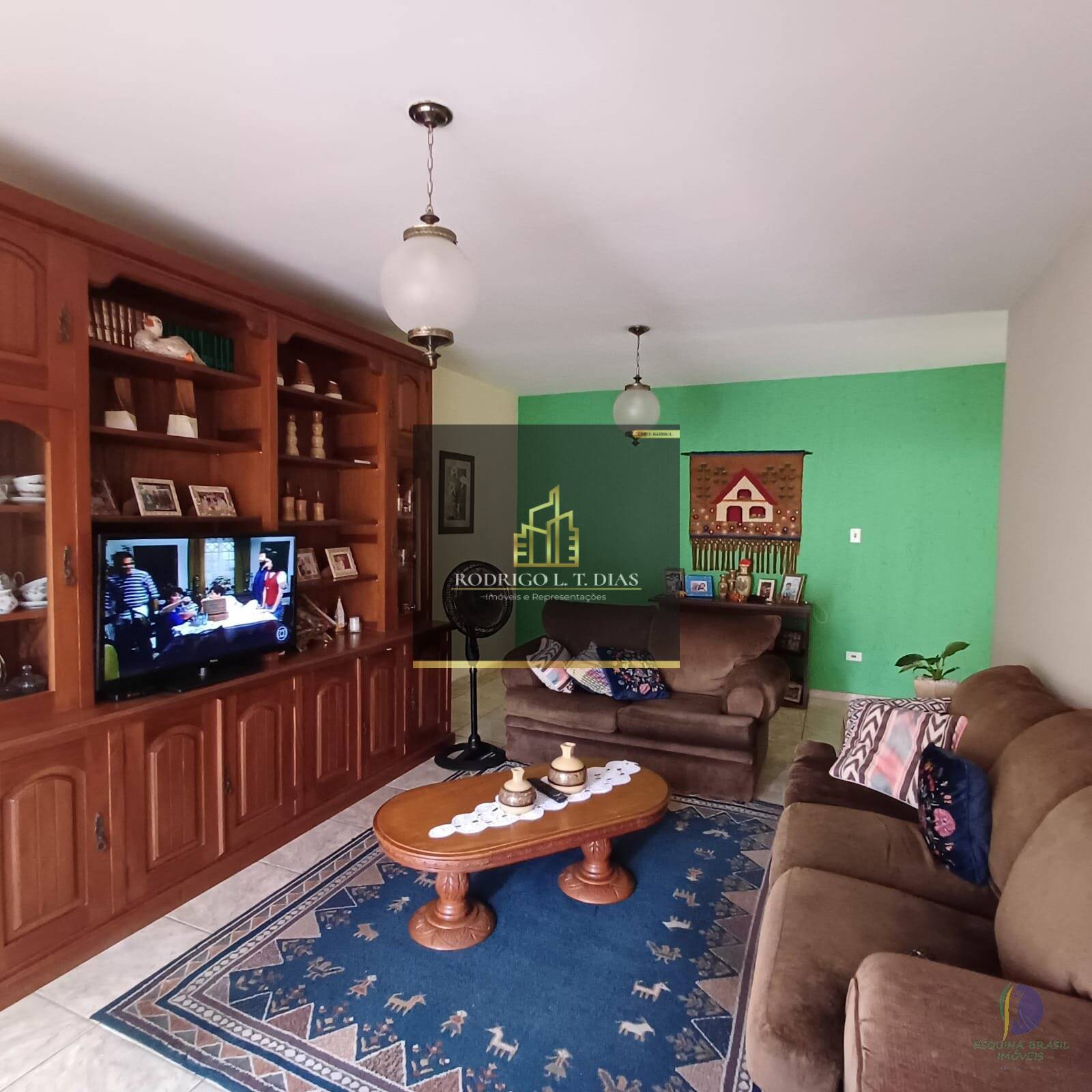 Casa à venda com 3 quartos, 354m² - Foto 14