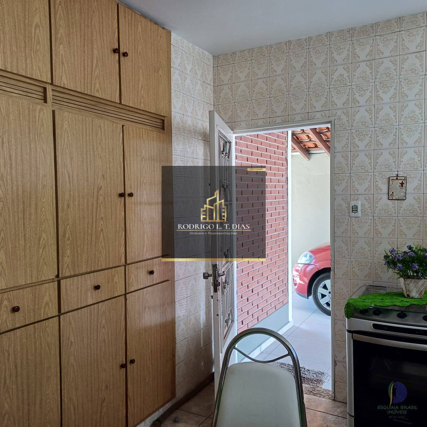 Casa à venda com 3 quartos, 354m² - Foto 22