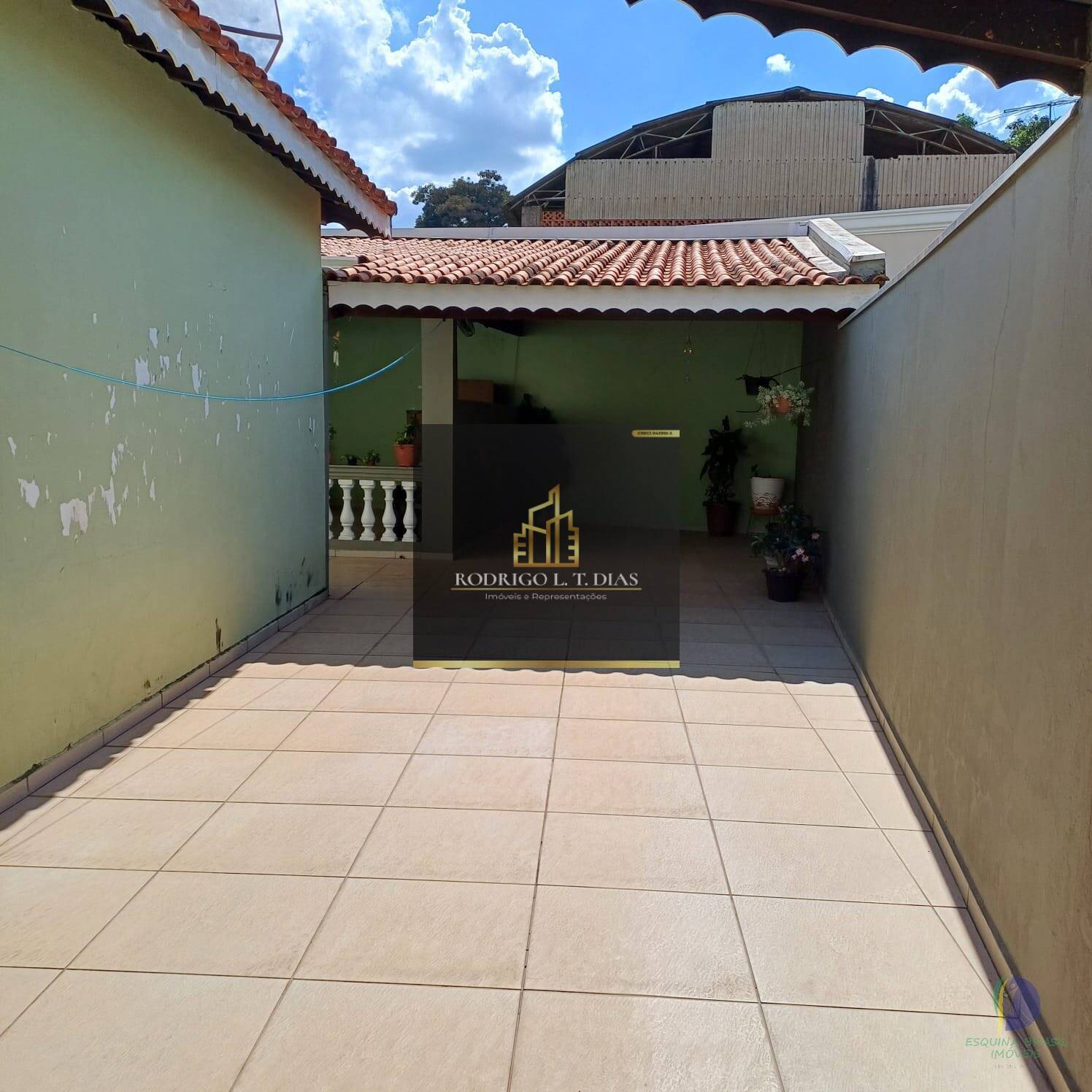 Casa à venda com 3 quartos, 354m² - Foto 23
