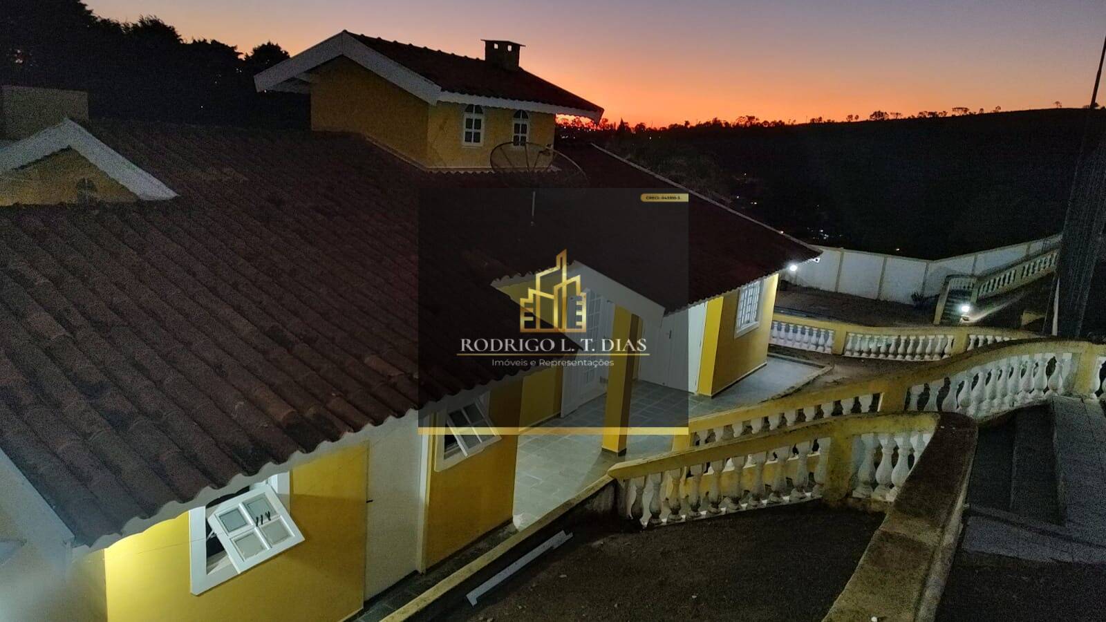 Chácara à venda com 4 quartos, 1000m² - Foto 5