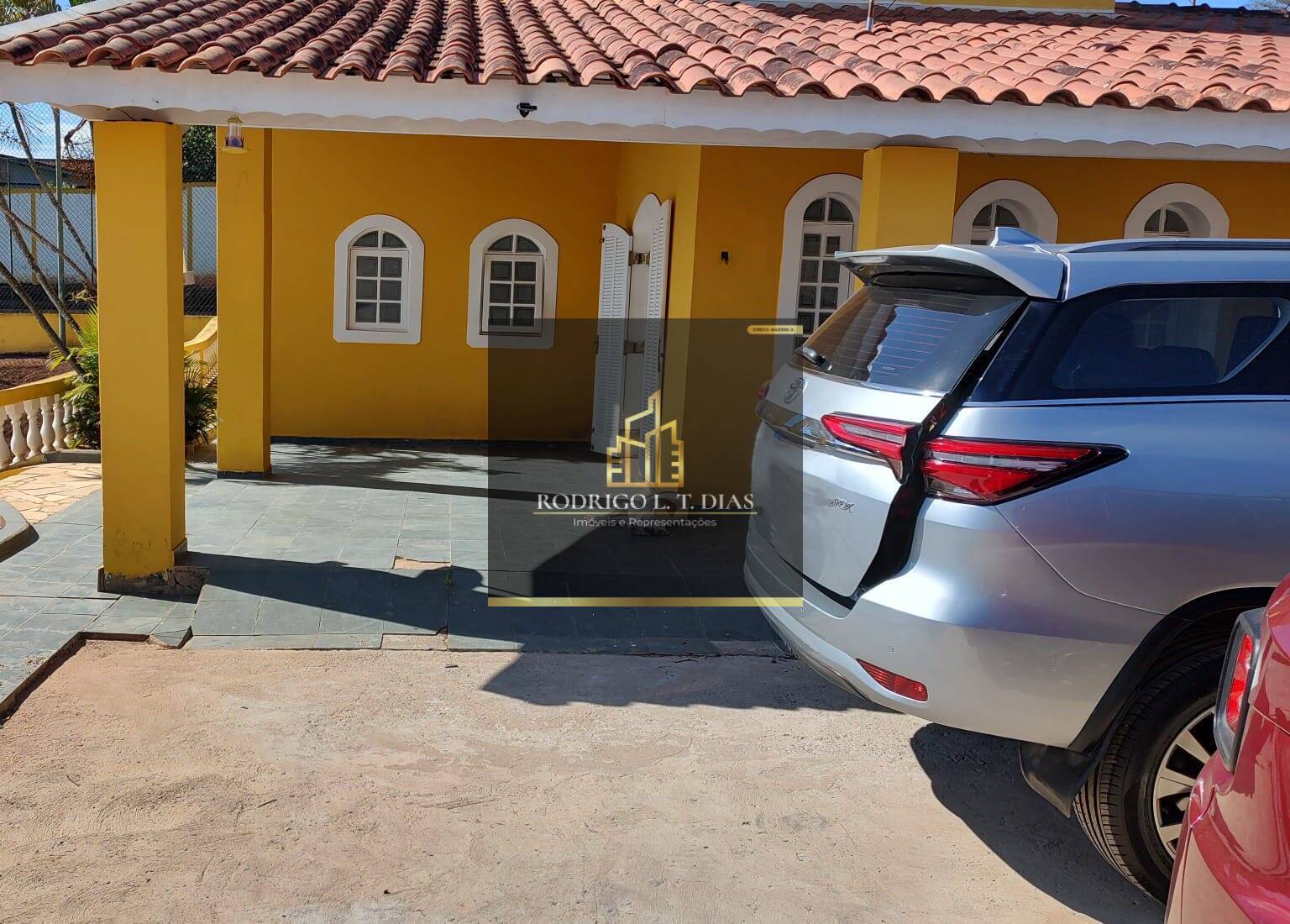 Chácara à venda com 4 quartos, 1000m² - Foto 11