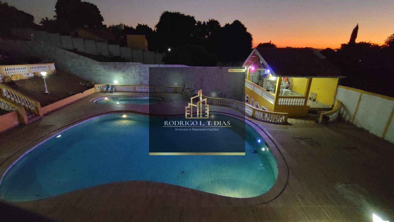 Chácara à venda com 4 quartos, 1000m² - Foto 21
