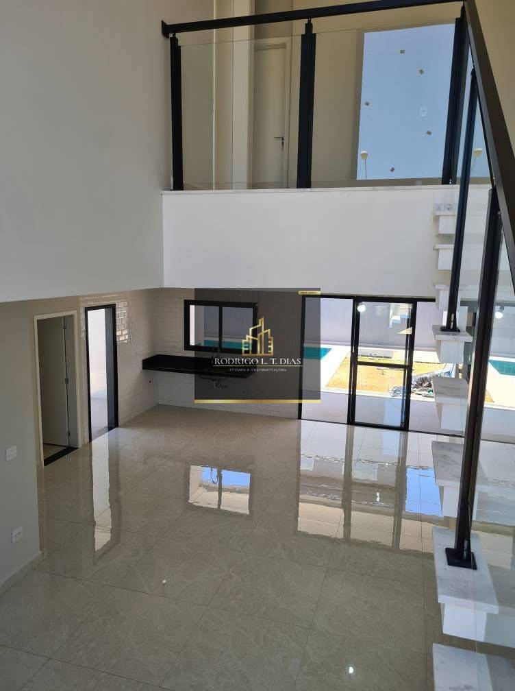 Casa de Condomínio à venda com 3 quartos, 212m² - Foto 4