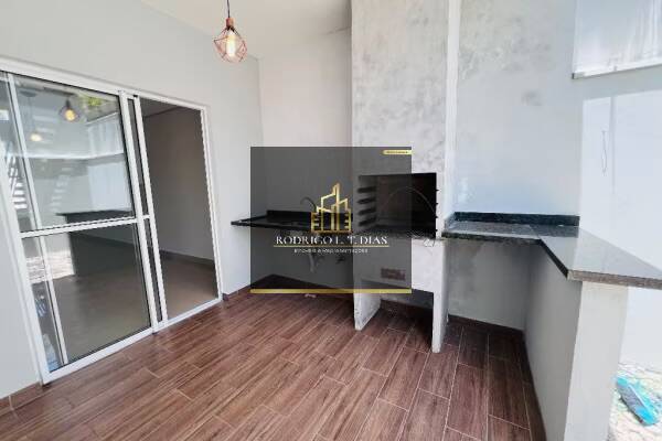 Casa para alugar com 3 quartos em condominio