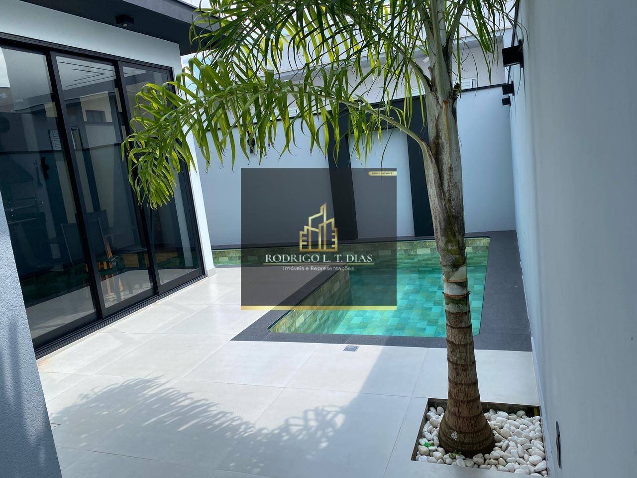 Casa para Locação com piscina - Condomínio Reserva da Mata, Corrupira
