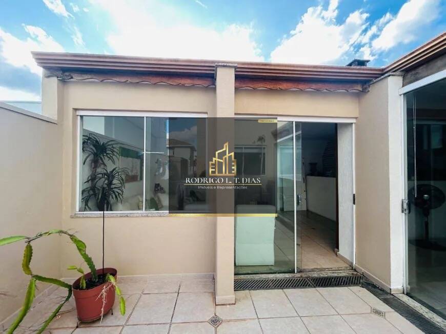 Casa de Condomínio à venda e aluguel com 3 quartos, 160m² - Foto 24