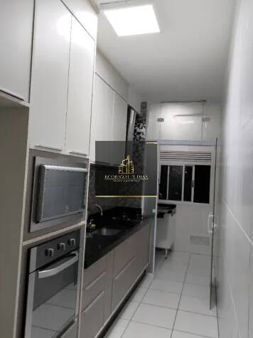 Apartamento para alugar com 3 quartos, 80m² - Foto 2