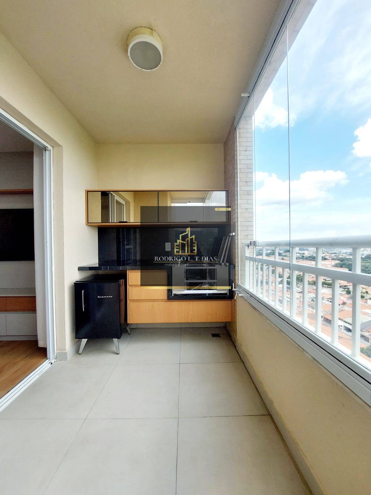 Apartamento para alugar com 3 quartos, 75m² - Foto 10