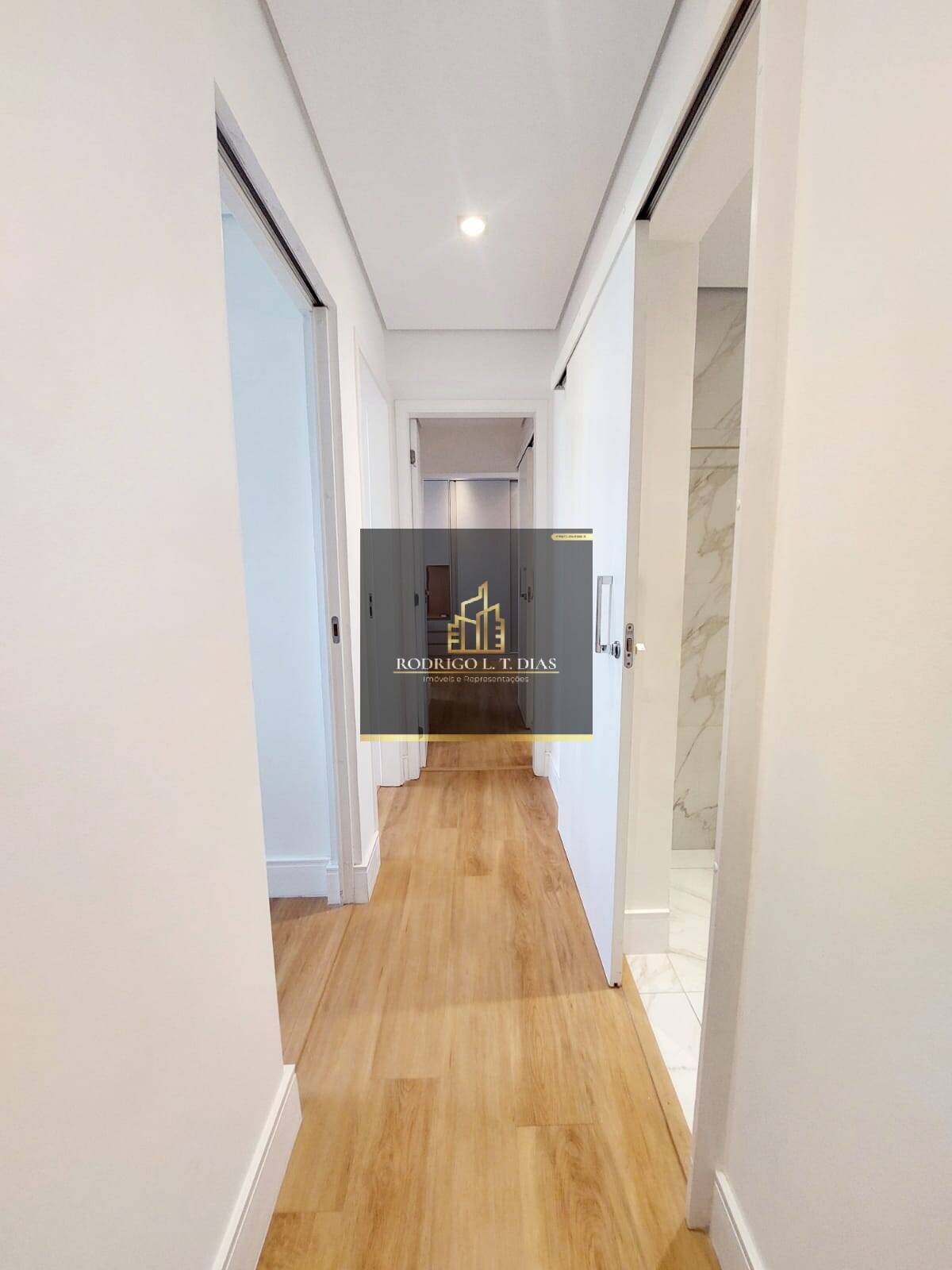 Apartamento para alugar com 3 quartos, 75m² - Foto 13