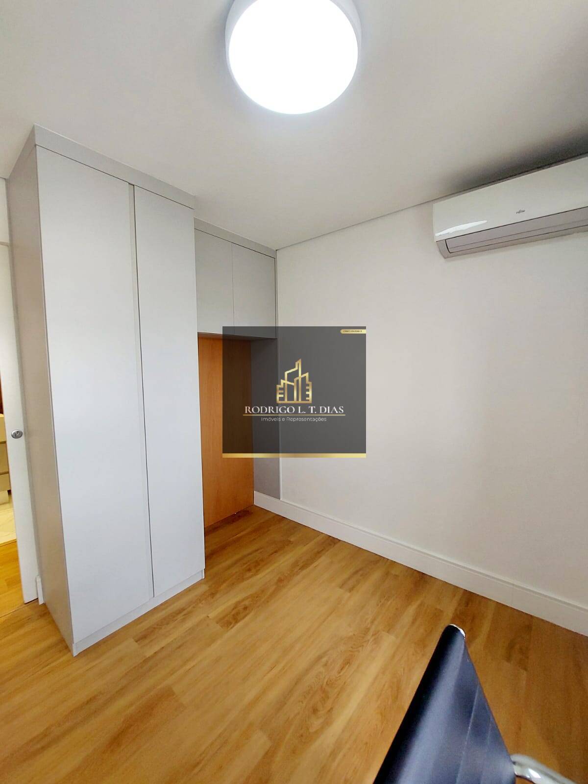 Apartamento para alugar com 3 quartos, 75m² - Foto 14