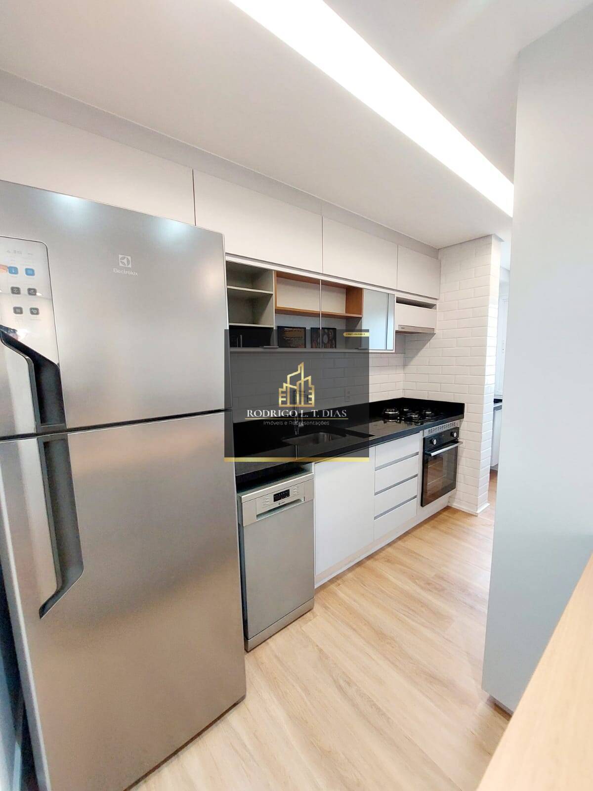 Apartamento para alugar com 3 quartos, 75m² - Foto 19