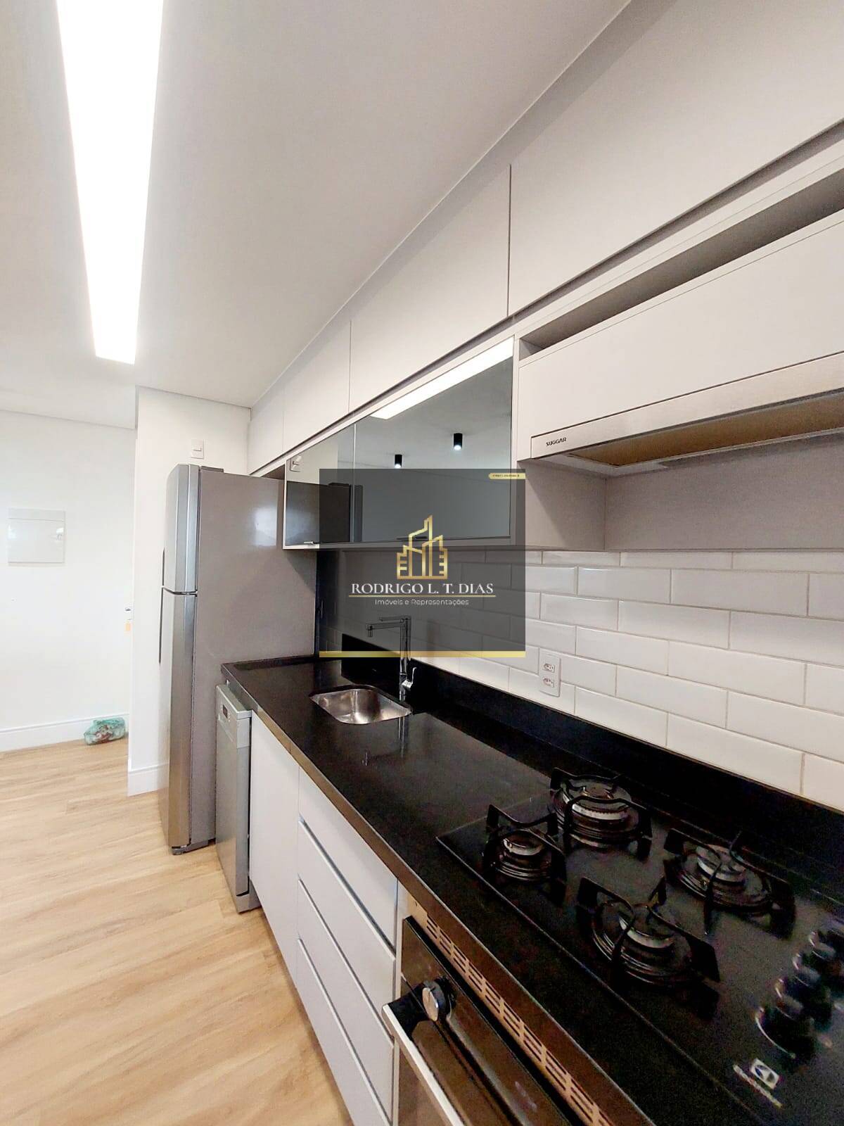 Apartamento para alugar com 3 quartos, 75m² - Foto 26