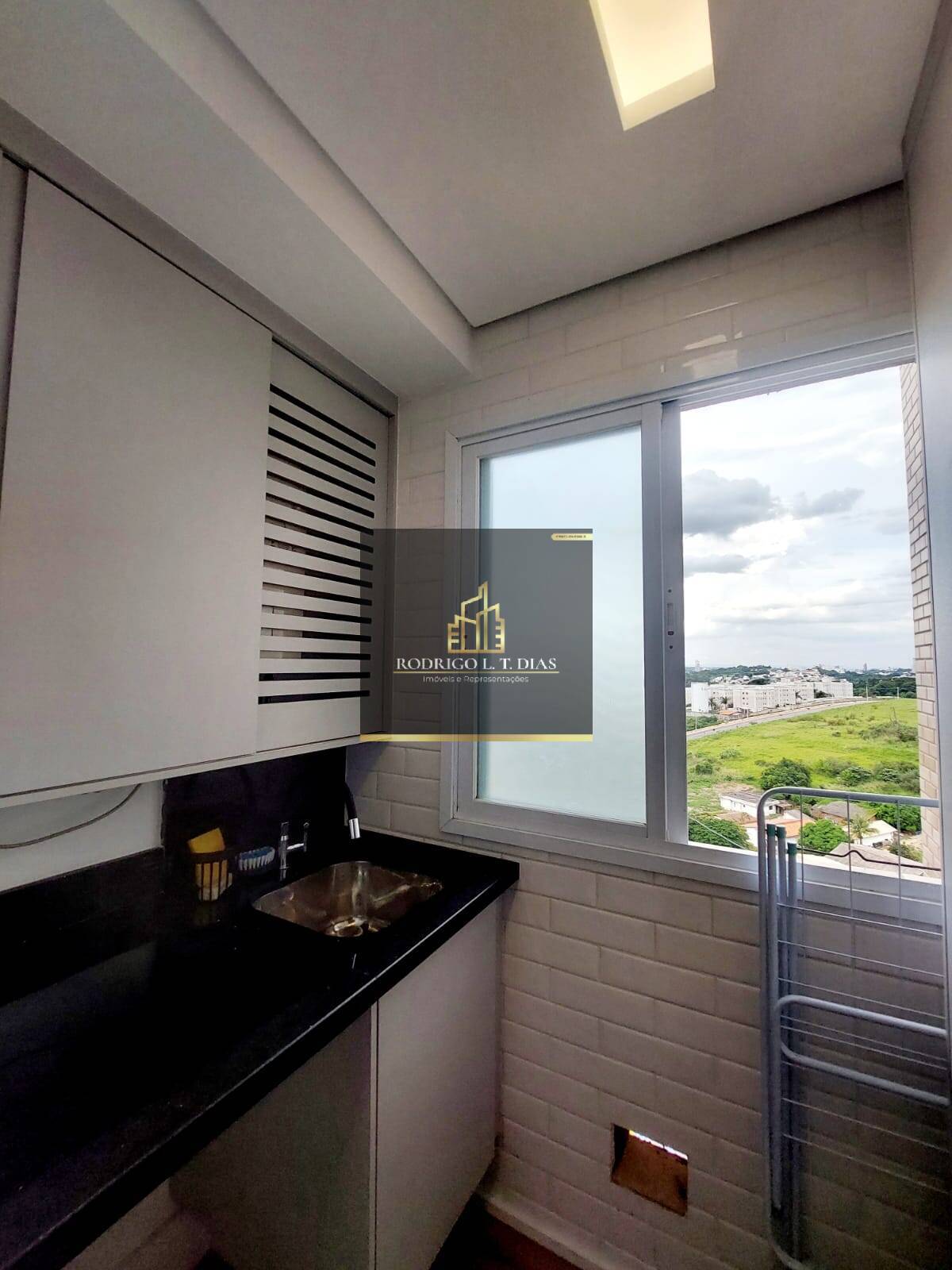 Apartamento para alugar com 3 quartos, 75m² - Foto 40
