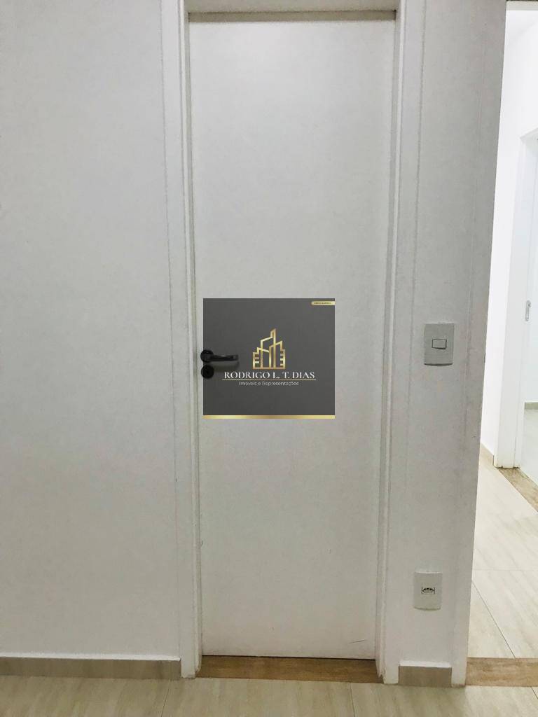 Apartamento para alugar com 3 quartos, 77m² - Foto 6