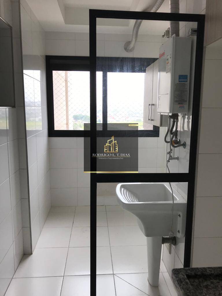 Apartamento para alugar com 3 quartos, 77m² - Foto 8