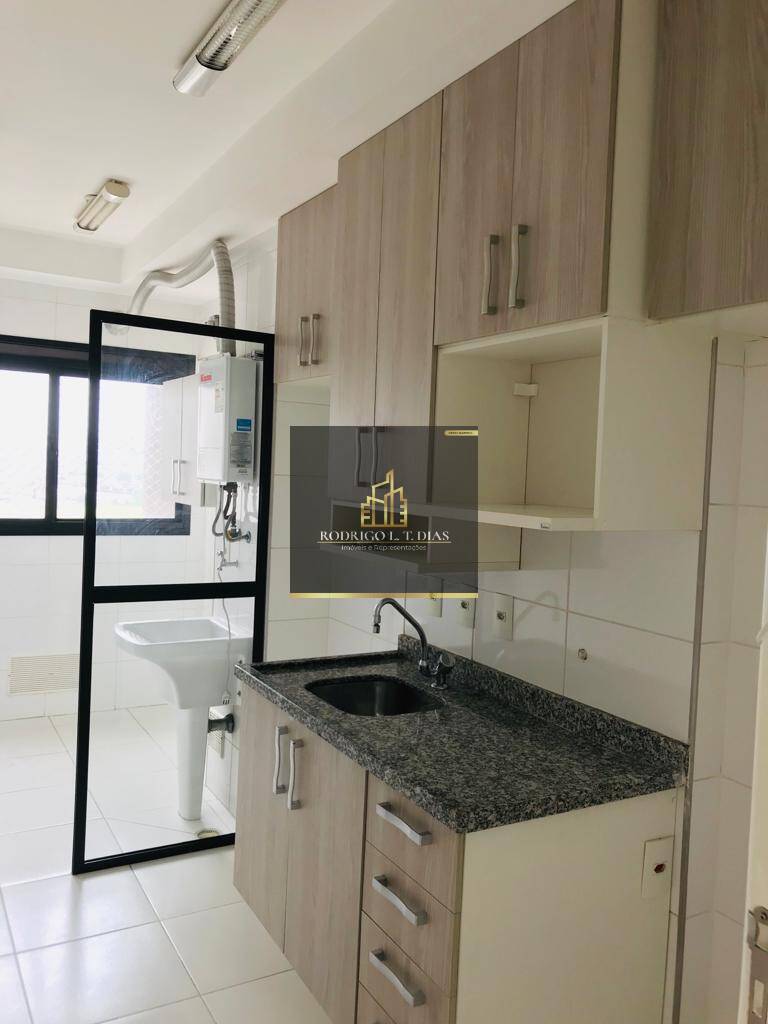 Apartamento para alugar com 3 quartos, 77m² - Foto 15
