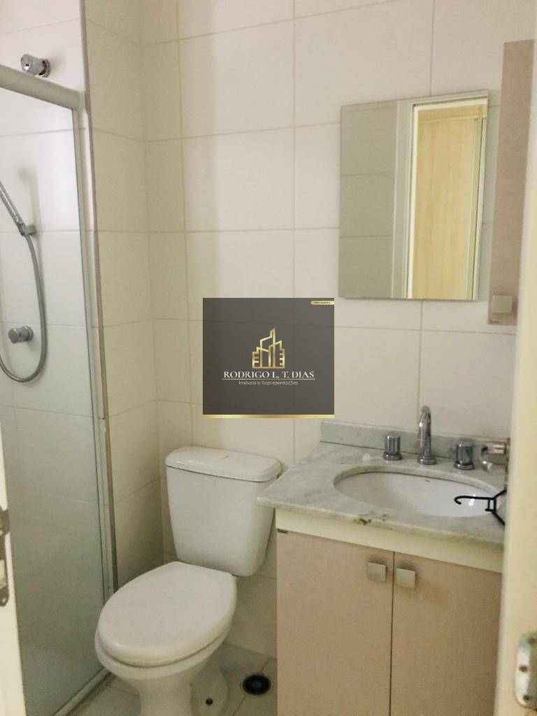 Apartamento para alugar com 3 quartos, 77m² - Foto 18