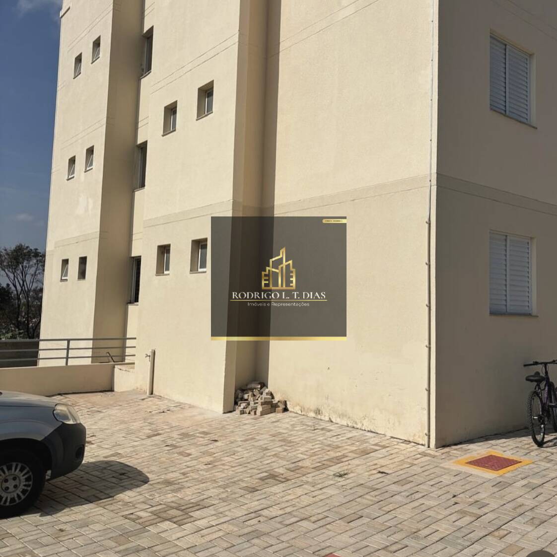 Apartamento para alugar com 2 quartos, 65m² - Foto 2