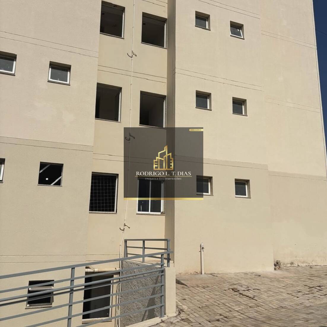 Apartamento para alugar com 2 quartos, 65m² - Foto 5
