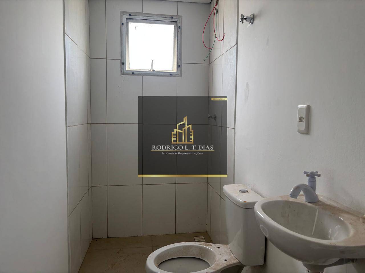 Apartamento para alugar com 2 quartos, 65m² - Foto 14