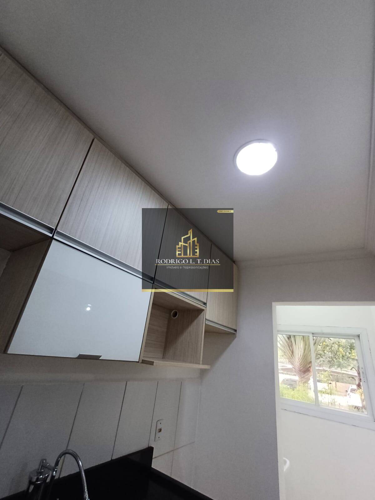 Apartamento à venda com 2 quartos, 48m² - Foto 7