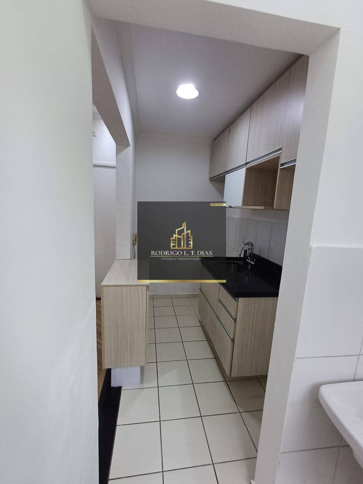 Apartamento à venda com 2 quartos, 48m² - Foto 19