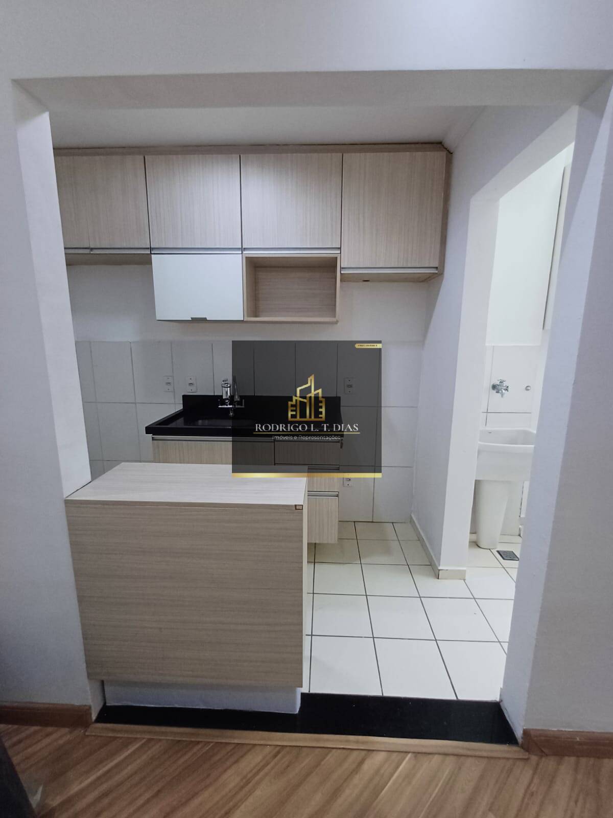 Apartamento à venda com 2 quartos, 48m² - Foto 1