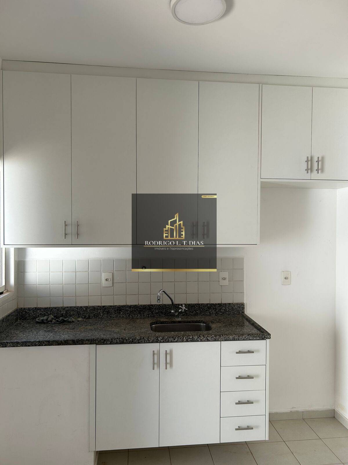 Casa de Condomínio para alugar com 2 quartos, 78m² - Foto 4
