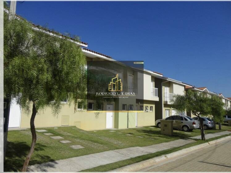 Casa de Condomínio para alugar com 2 quartos, 78m² - Foto 1