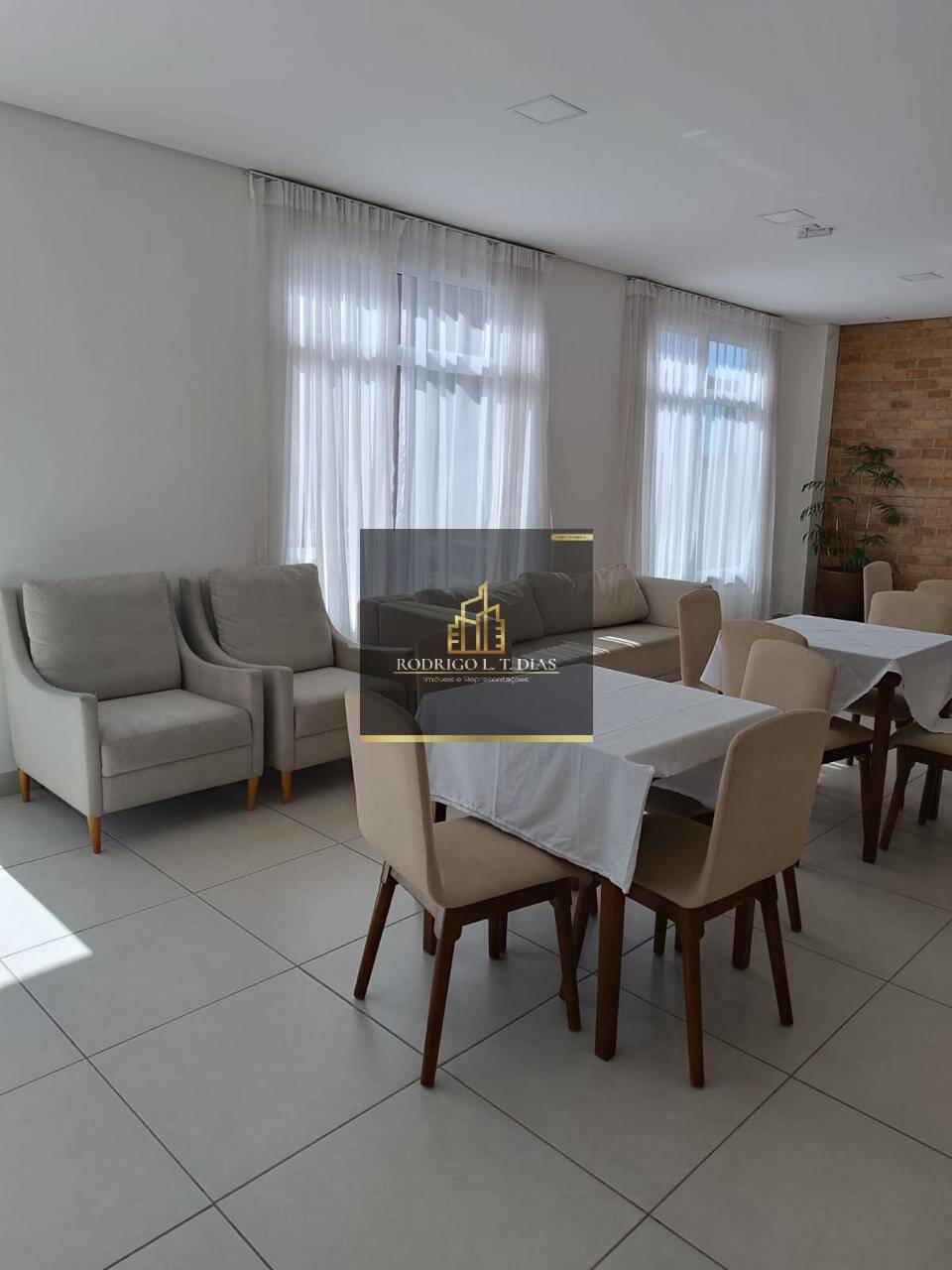 Apartamento para alugar com 2 quartos, 53m² - Foto 11