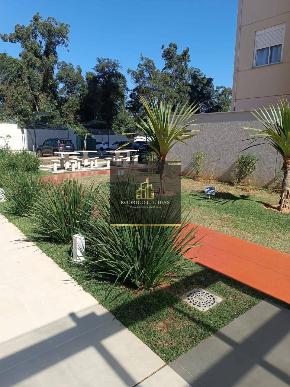 Apartamento para alugar com 2 quartos, 53m² - Foto 12