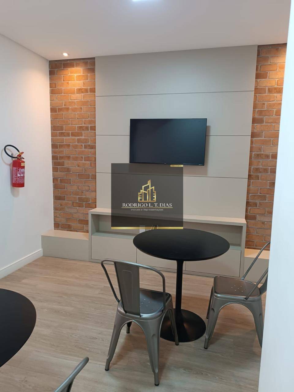Apartamento para alugar com 2 quartos, 53m² - Foto 18