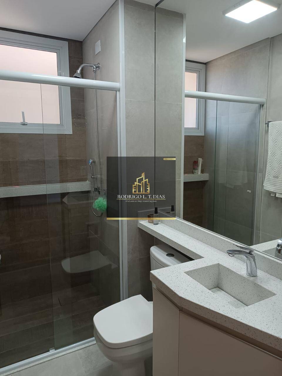 Apartamento para alugar com 2 quartos, 53m² - Foto 41