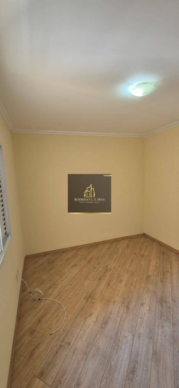 Apartamento à venda com 3 quartos, 73m² - Foto 7