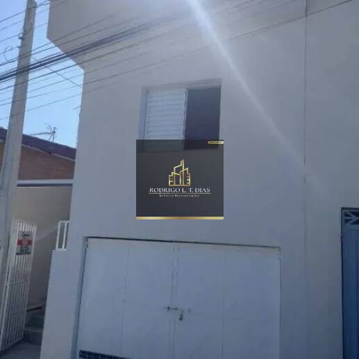 Casa à venda com 2 quartos, 150m² - Foto 2