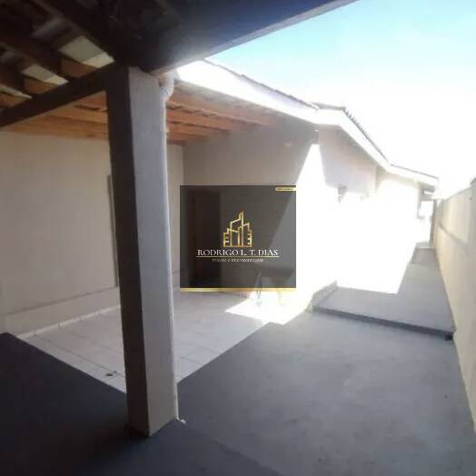 Casa à venda com 2 quartos, 150m² - Foto 21