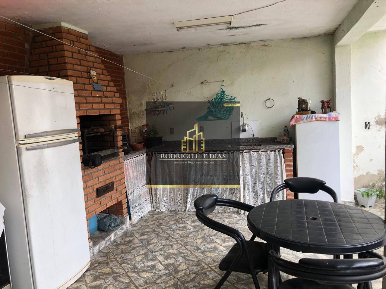 Casa à venda com 3 quartos, 150m² - Foto 11